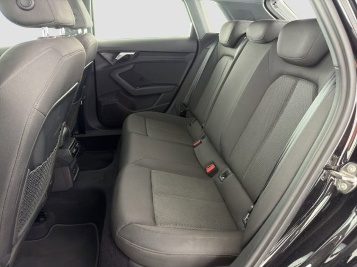 Audi A3 Sportback 30 TDI S tronic Business (11)