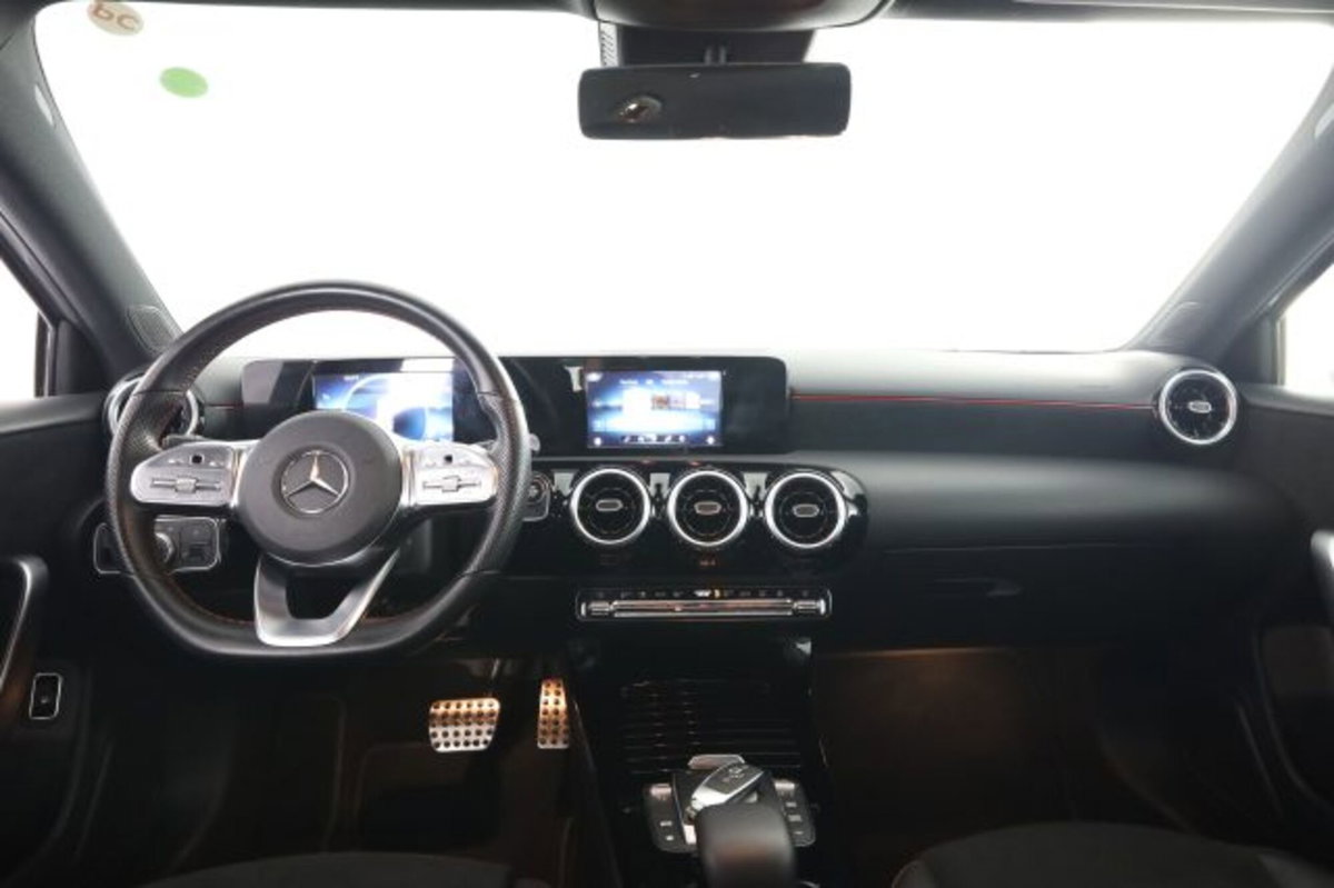 Mercedes-Benz Classe A 250 e Automatic EQ-Power Premium (4)