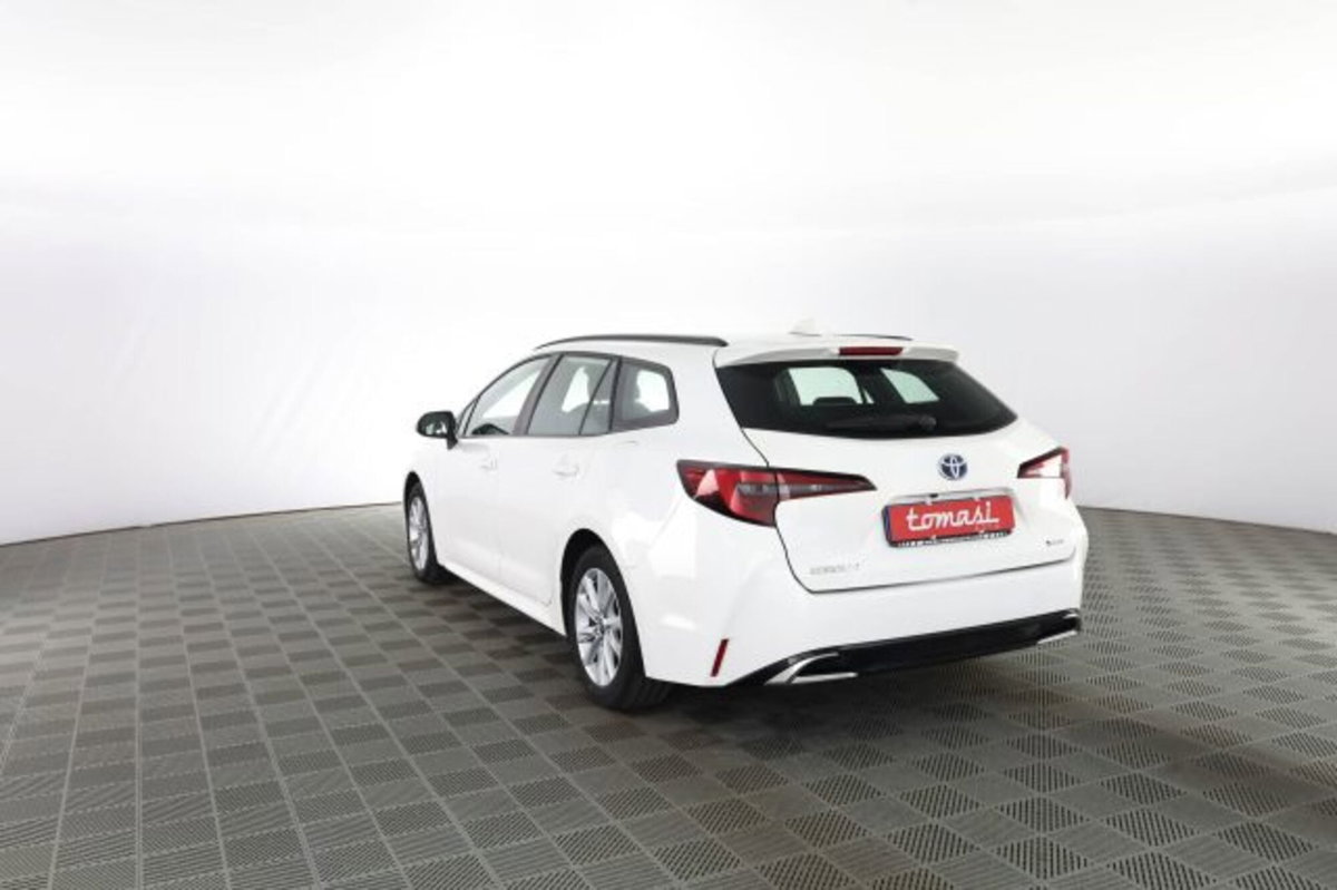 Toyota Corolla Touring Sports Active 1.8 Hybrid  Tech (6)