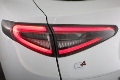 Alfa Romeo Stelvio Stelvio 2.2 Turbodiesel 210 CV AT8 Q4 Ti (10)