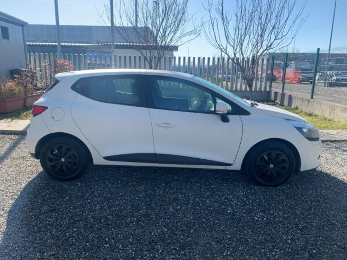Renault Clio dCi 8V 75CV Start&Stop 5 porte Energy Zen (4)