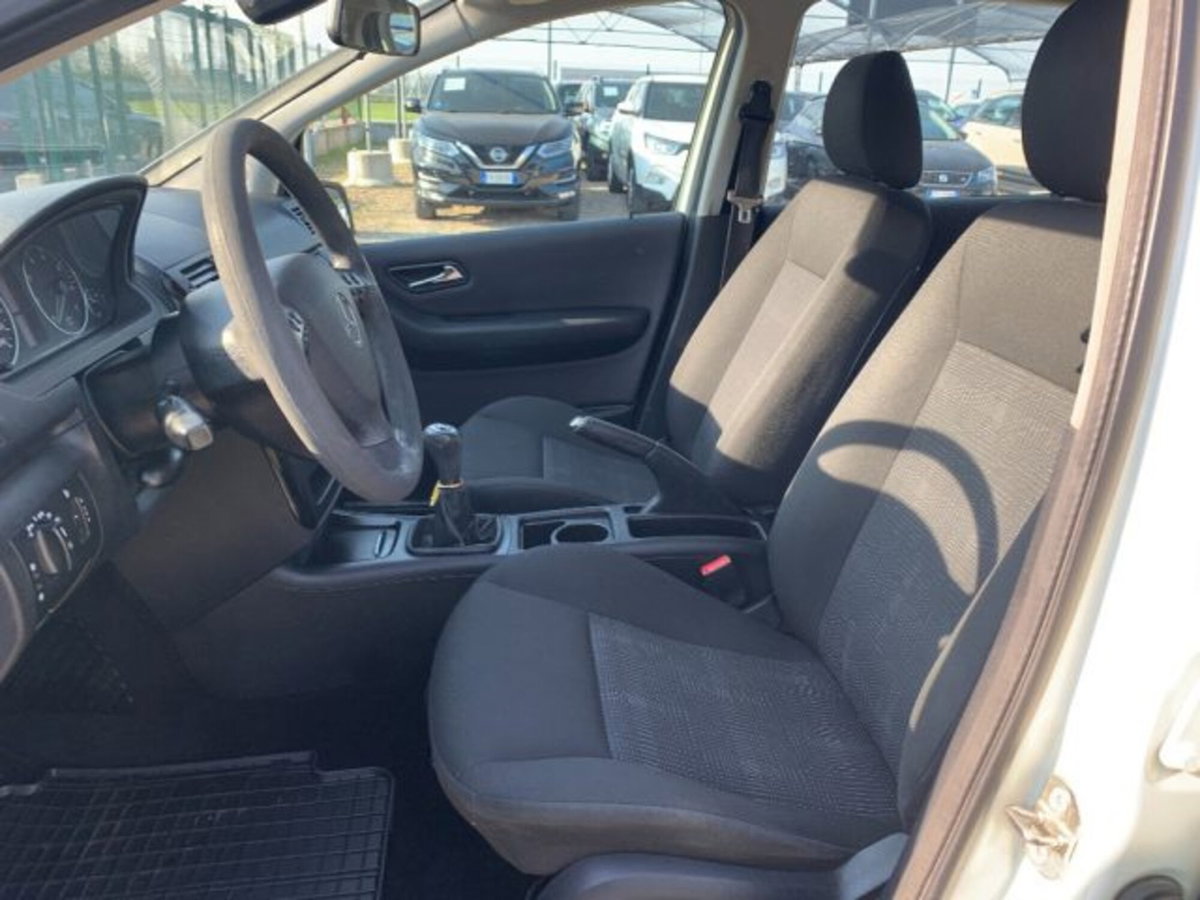 Mercedes-Benz Classe A 160 BlueEFFICIENCY Special Edition (9)