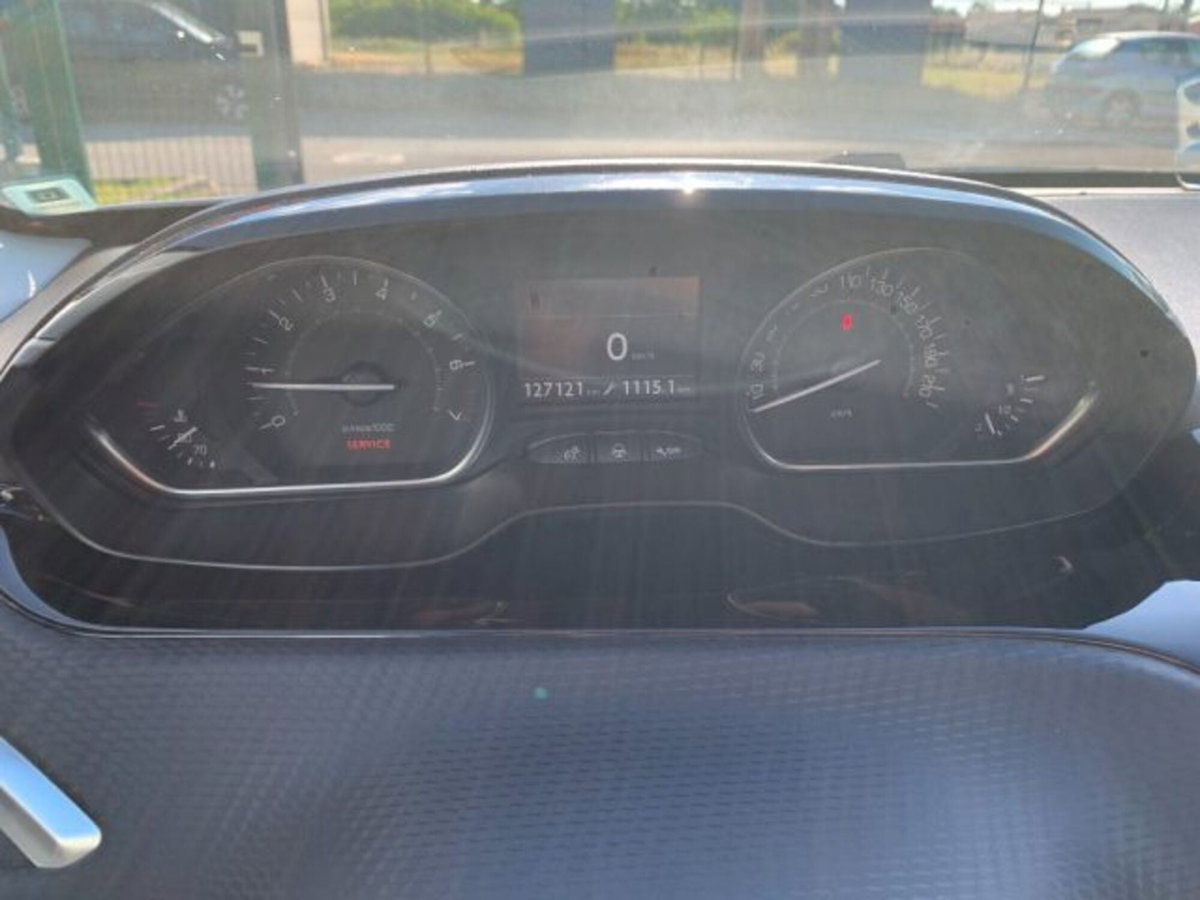 Peugeot 2008 Turbo 110 S&S Allure (16)