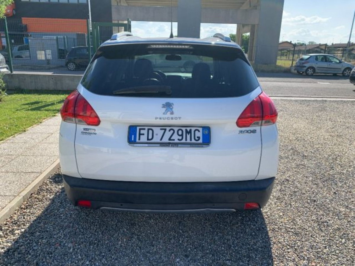 Peugeot 2008 Turbo 110 S&S Allure (6)