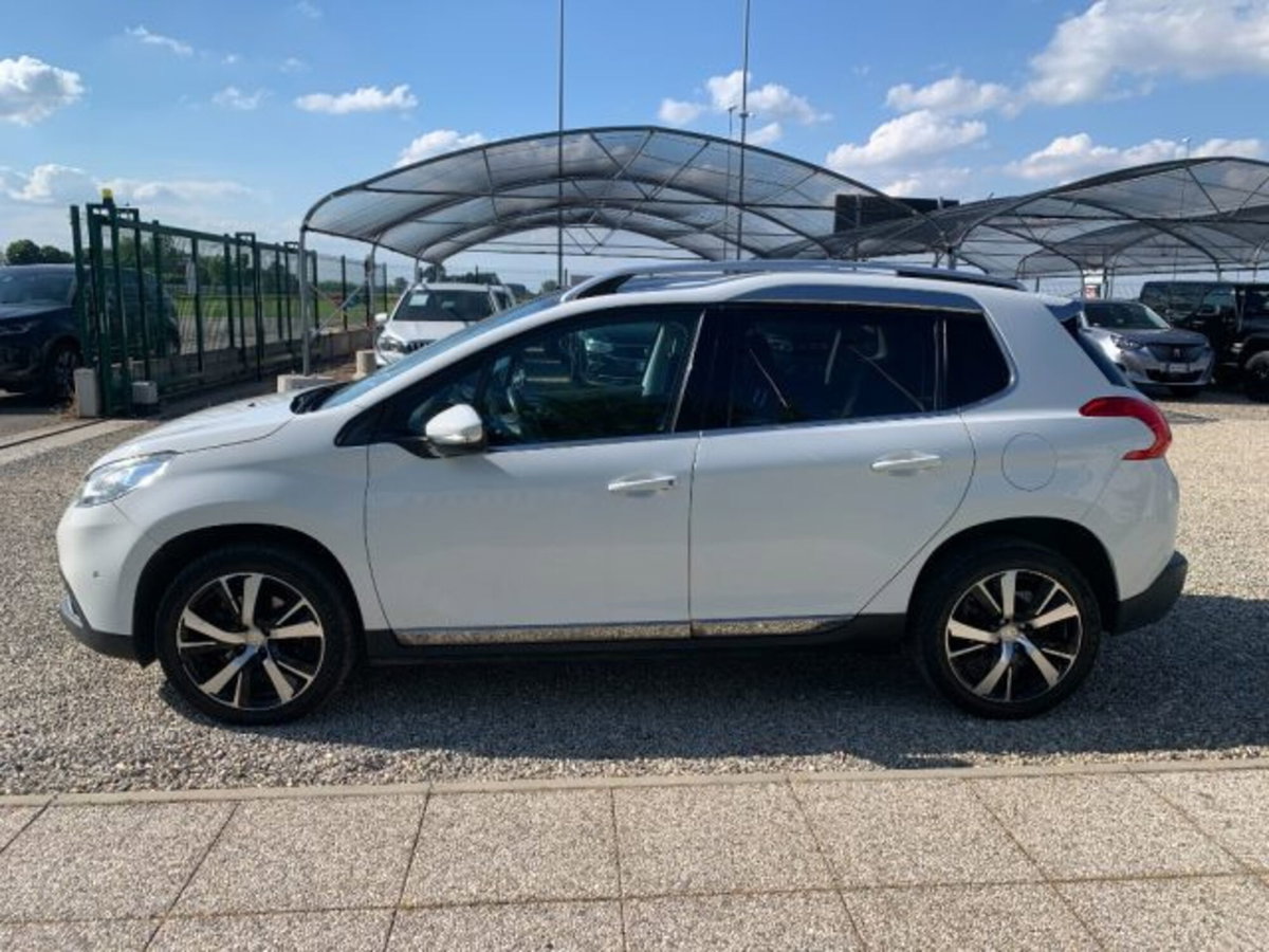 Peugeot 2008 Turbo 110 S&S Allure (8)