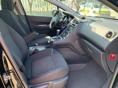 Peugeot 5008 1.6 e-HDi 112CV Stop&Start cambio robotizzato Family (12)