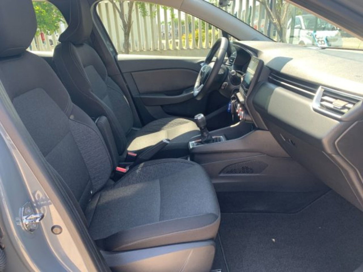 Renault Clio TCe 100 CV 5 porte Zen (12)