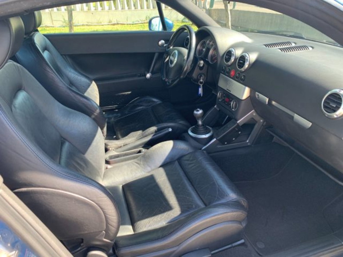 Audi TT Coupé 1.8 T 20V 179 CV cat (10)