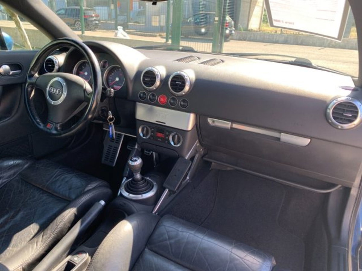 Audi TT Coupé 1.8 T 20V 179 CV cat (12)
