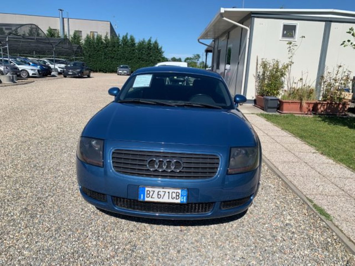 Audi TT Coupé 1.8 T 20V 179 CV cat (2)