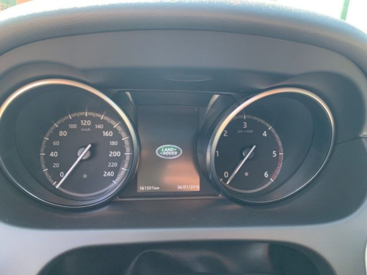 Land Rover Discovery Sport 2.0 TD4 180 CV HSE Luxury (16)