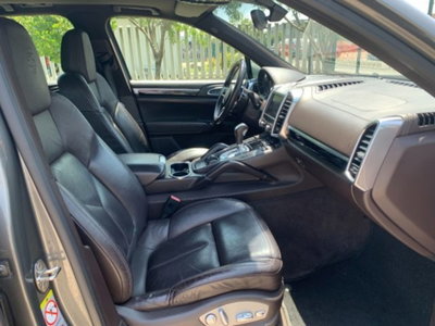 Porsche Cayenne 3.0 Diesel (11)