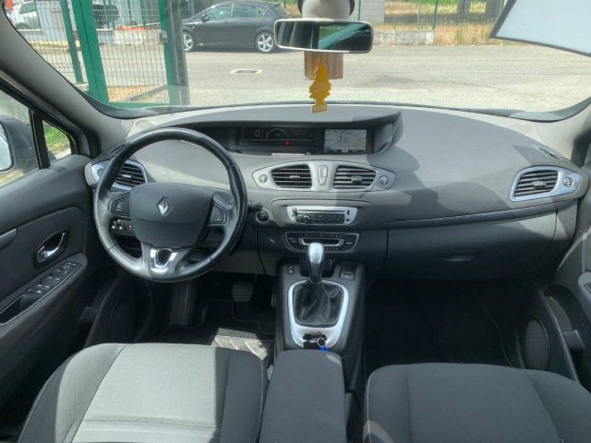 Renault Scenic E-Tech Electric 1.5 dCi 110CV EDC Energy (11)
