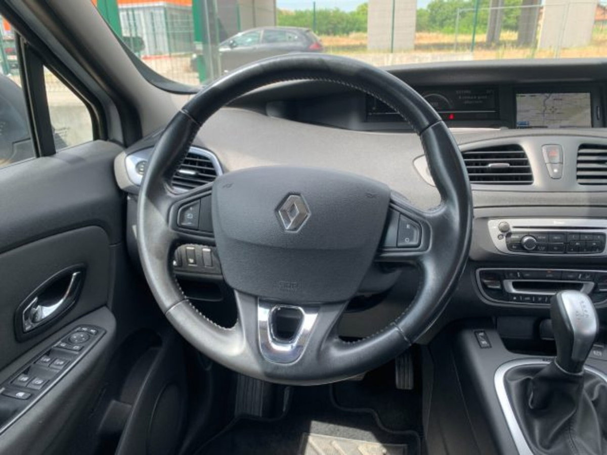 Renault Scenic E-Tech Electric 1.5 dCi 110CV EDC Energy (12)