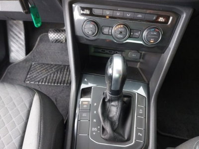 Volkswagen Tiguan 2.0 TDI SCR DSG Business BlueMotion Technology (10)