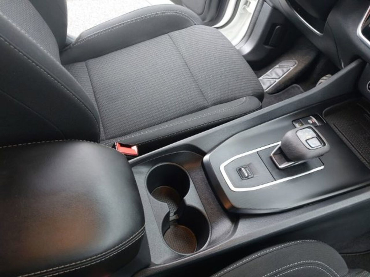 Nissan Qashqai 1.3 mhev Business 2wd 158cv xtronic (15)