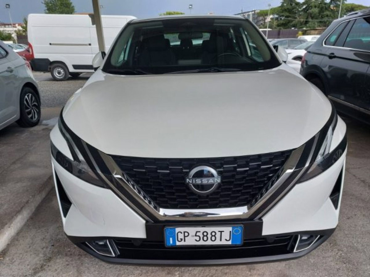 Nissan Qashqai 1.3 mhev Business 2wd 158cv xtronic (2)