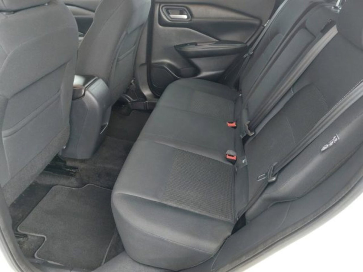 Nissan Qashqai 1.3 mhev Business 2wd 158cv xtronic (6)
