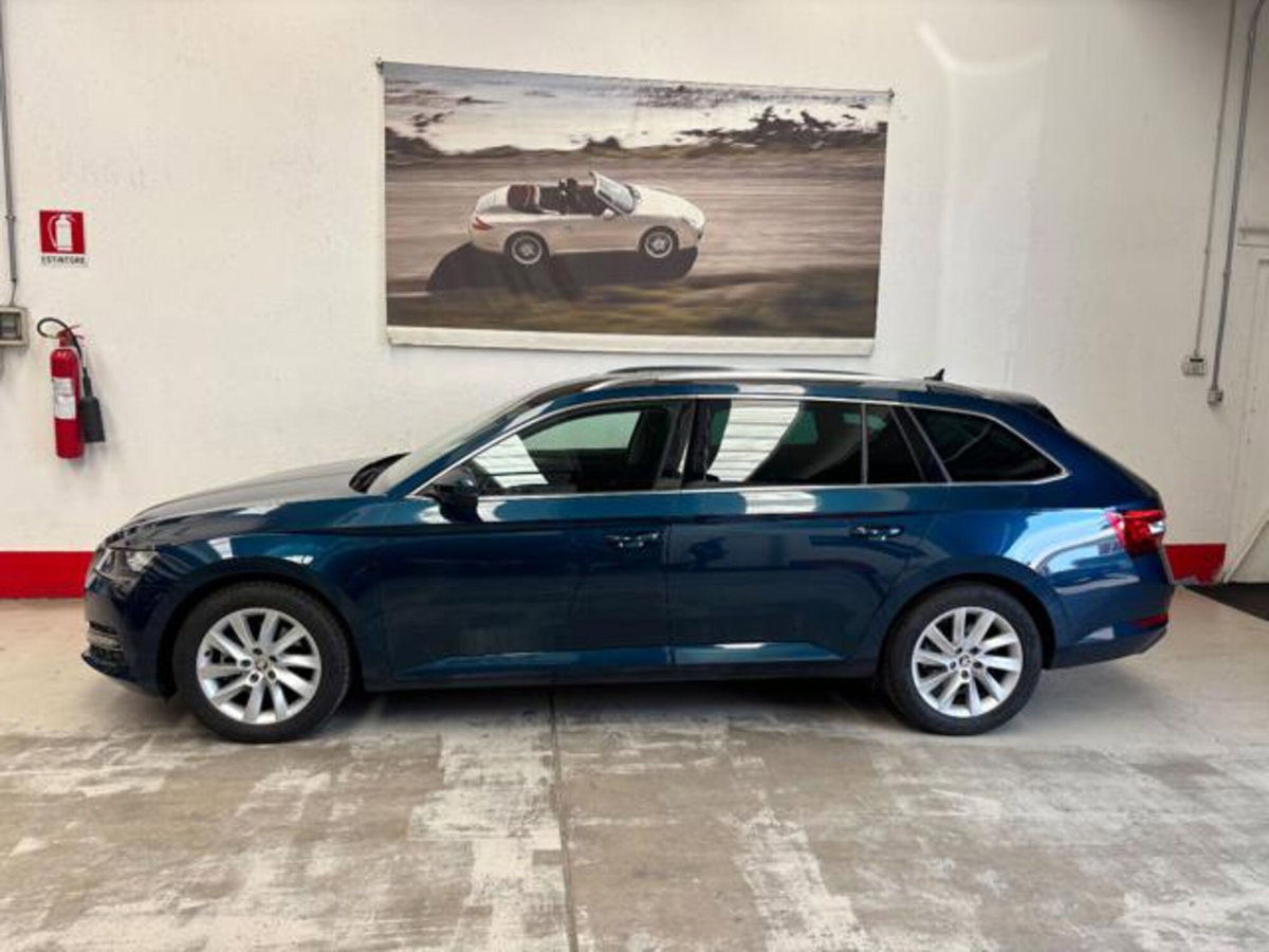 Skoda Superb Station Wagon 2.0 TDI EVO 200 CV SCR DSG Wagon 4x4 Style