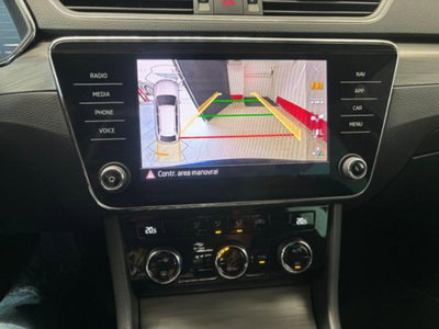 Skoda Superb Station Wagon 2.0 TDI EVO 200 CV SCR DSG Wagon 4x4 Style (11)