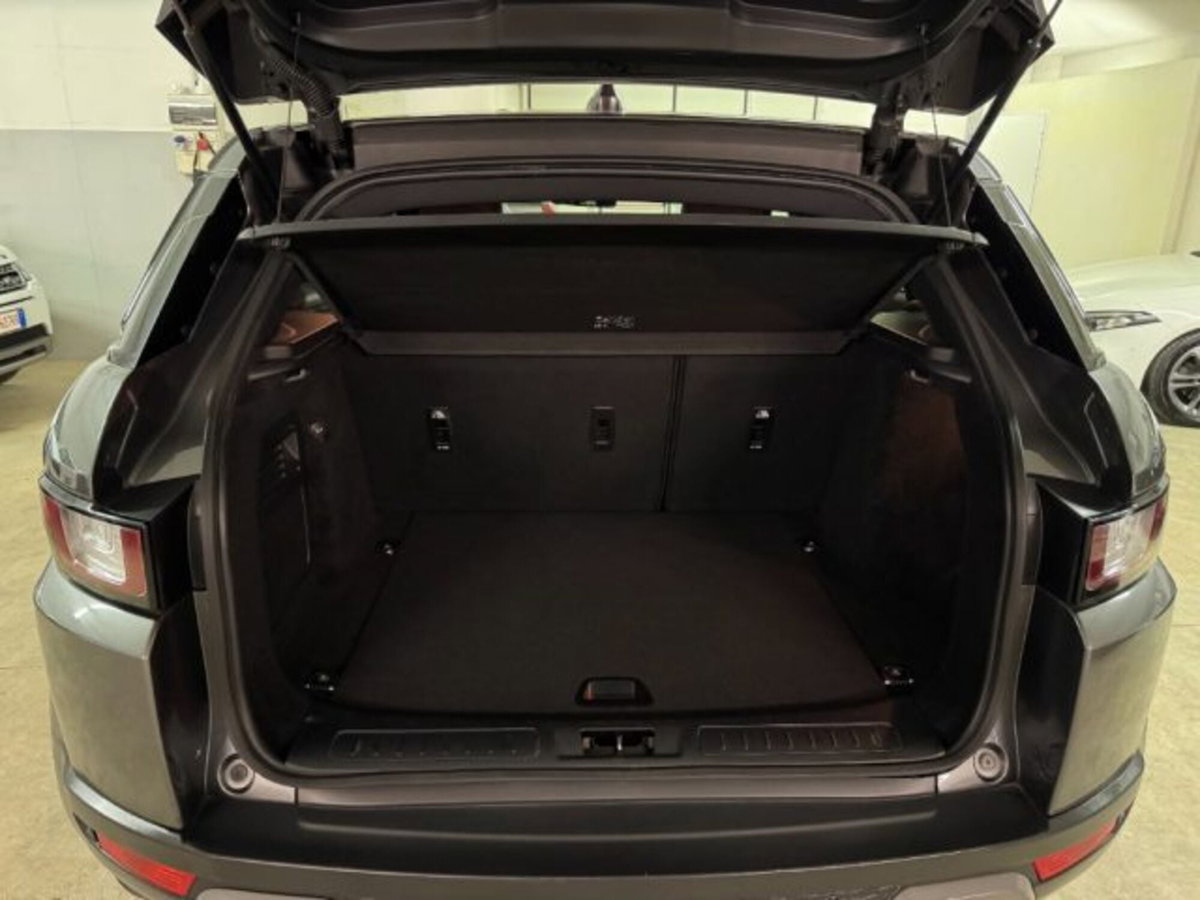 Land Rover Range Rover Evoque 2.0 eD4 5p. Pure (18)