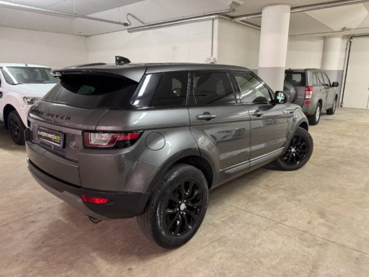 Land Rover Range Rover Evoque 2.0 eD4 5p. Pure (4)