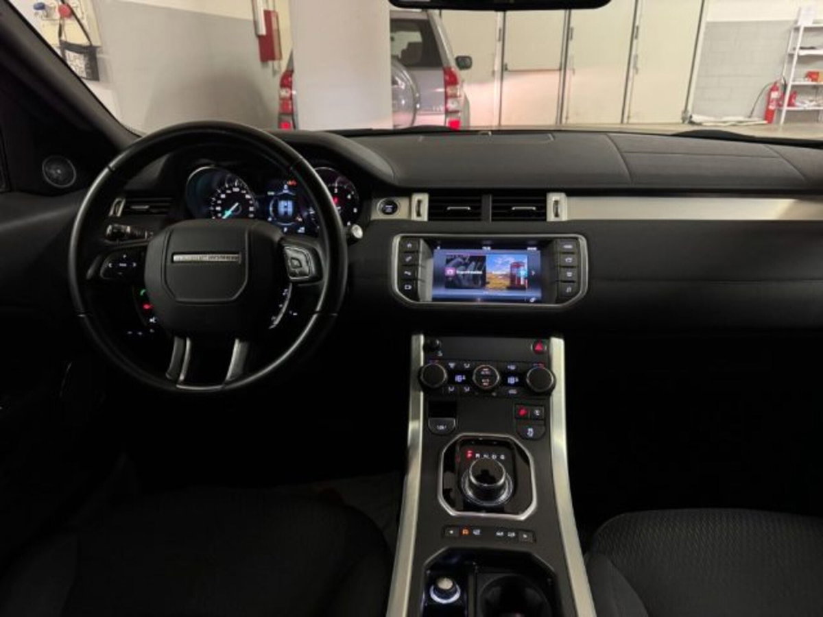 Land Rover Range Rover Evoque 2.0 eD4 5p. Pure (9)