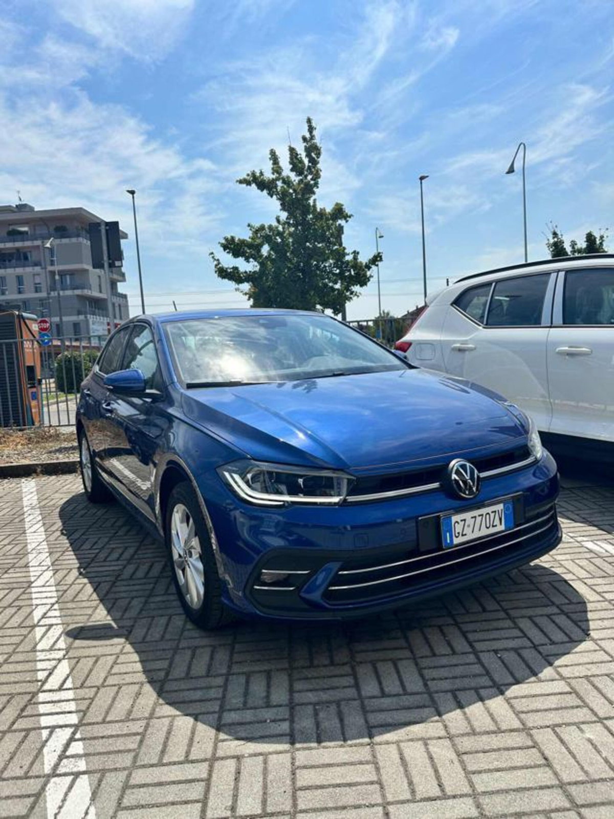 Volkswagen Polo 1.0 tsi Style 95cv (3)