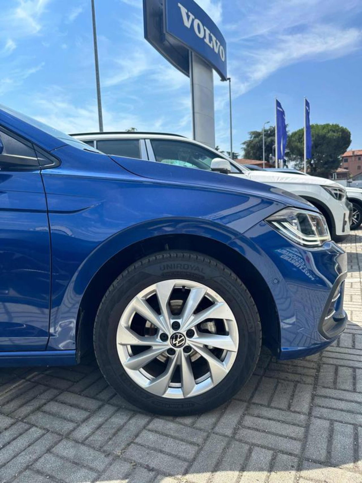 Volkswagen Polo 1.0 tsi Style 95cv (4)