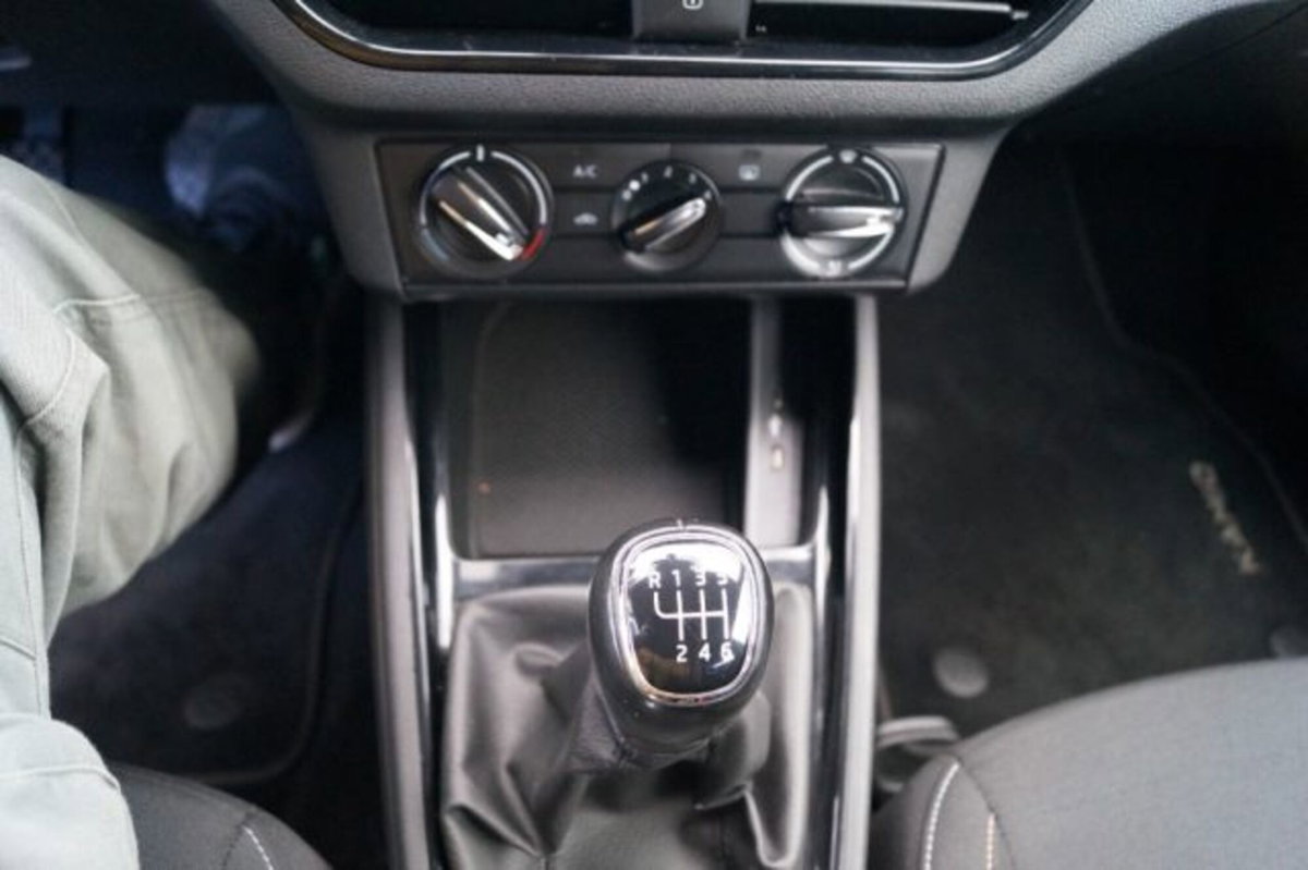 Skoda Kamiq 1.0 TSI 110 CV DSG Ambition (16)