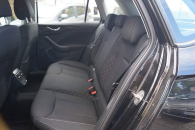 Skoda Kamiq 1.0 TSI 110 CV DSG Ambition (18)
