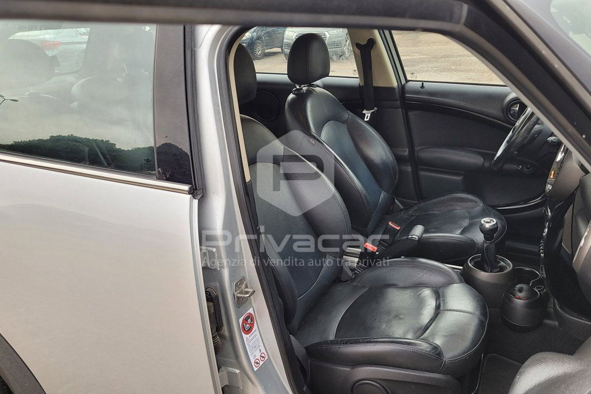 MINI Mini Countryman 1.6 Cooper D Countryman ALL4 (13)