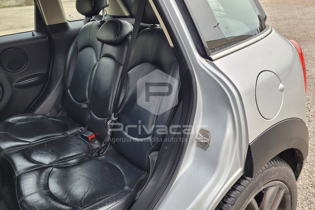 MINI Mini Countryman 1.6 Cooper D Countryman ALL4 (15)