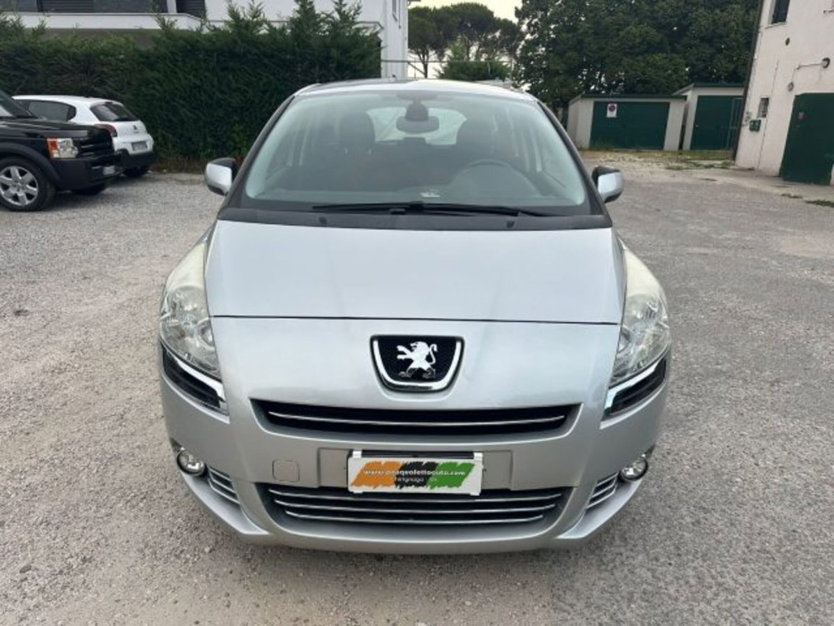 Peugeot 5008 1.6 HDi 110CV Tecno (16)