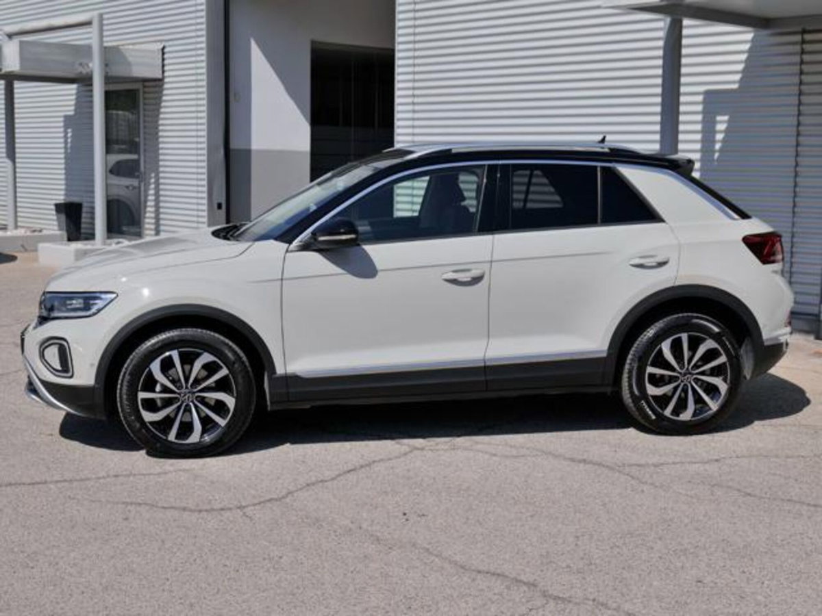 Volkswagen T-Roc 2.0 tdi Style 115cv (2)