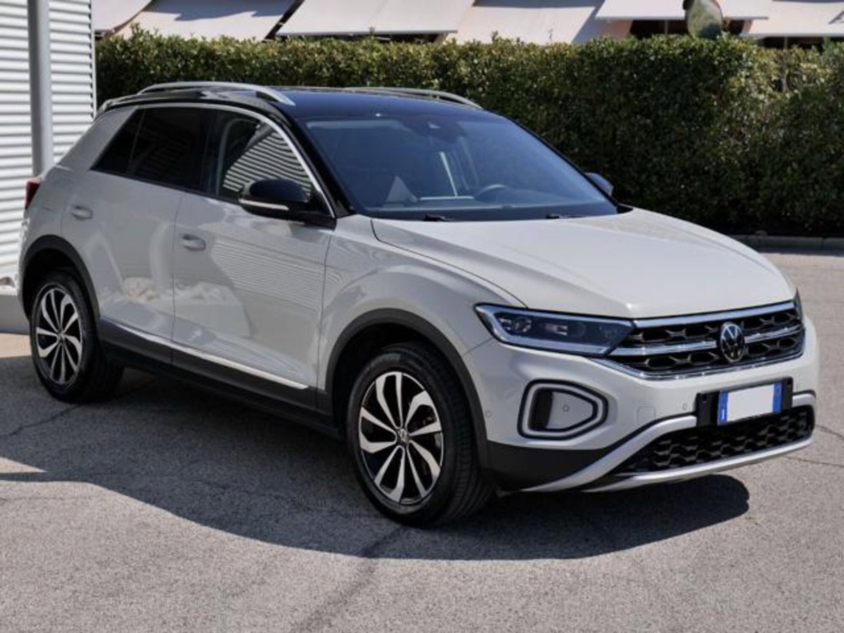 Volkswagen T-Roc 2.0 tdi Style 115cv (4)