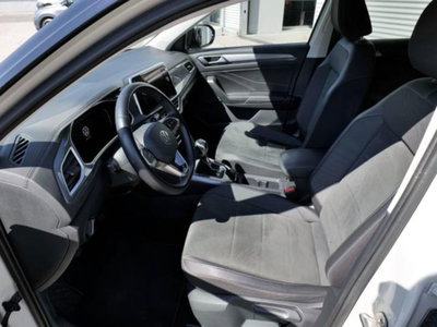 Volkswagen T-Roc 2.0 tdi Style 115cv (5)