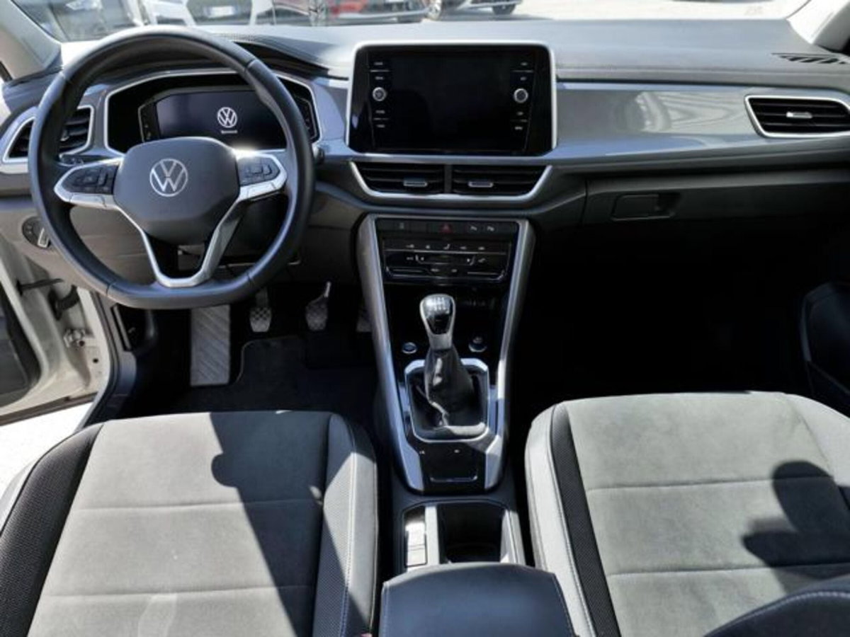 Volkswagen T-Roc 2.0 tdi Style 115cv (7)
