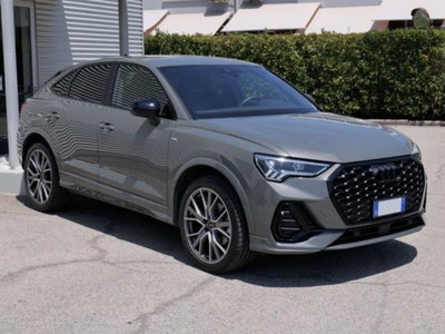 Audi Q3 Sportback 35 2.0 tdi Identity Black s-tronic (4)