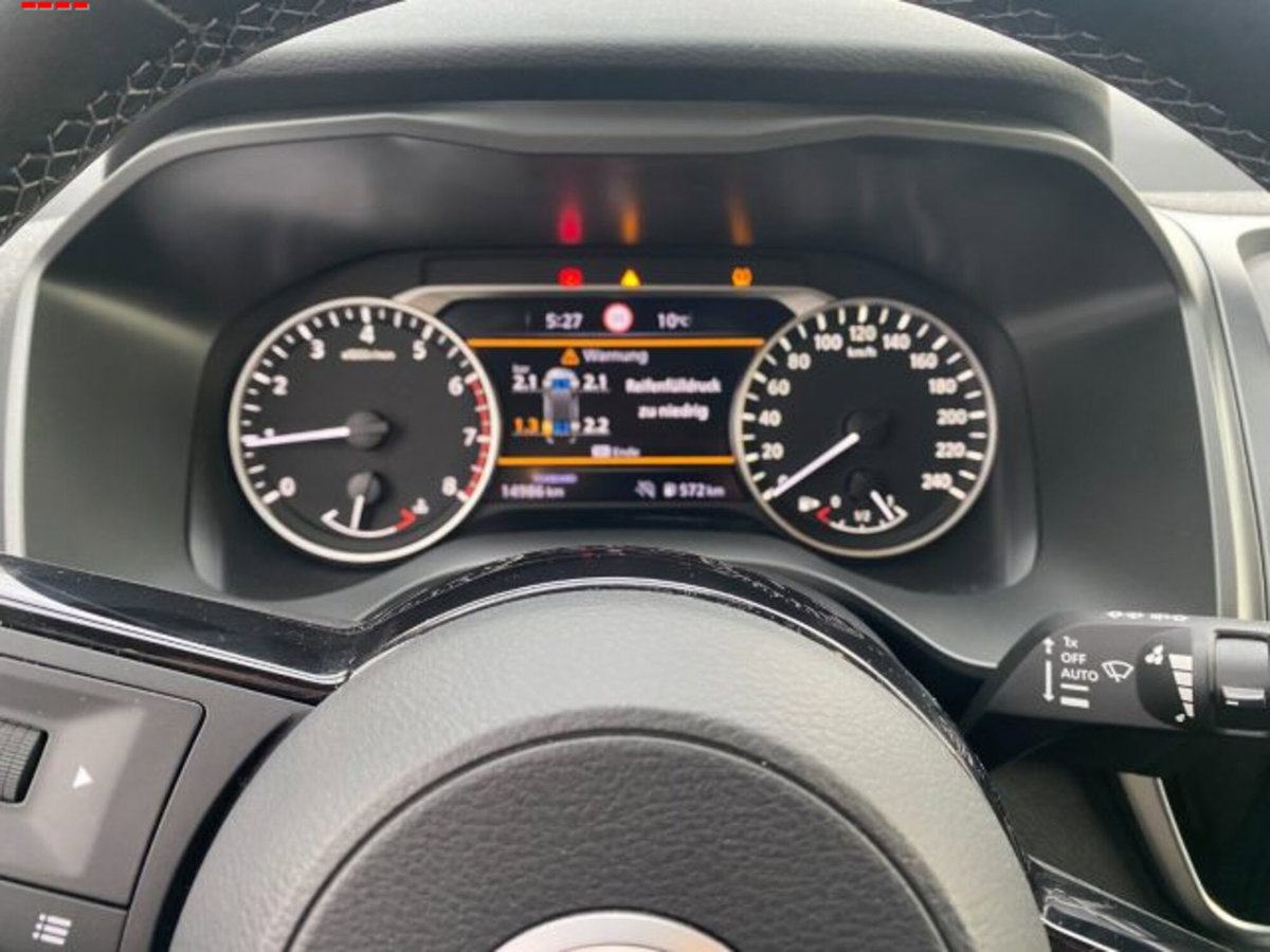 Nissan Qashqai 1.3 mhev Acenta 2wd 140cv (11)