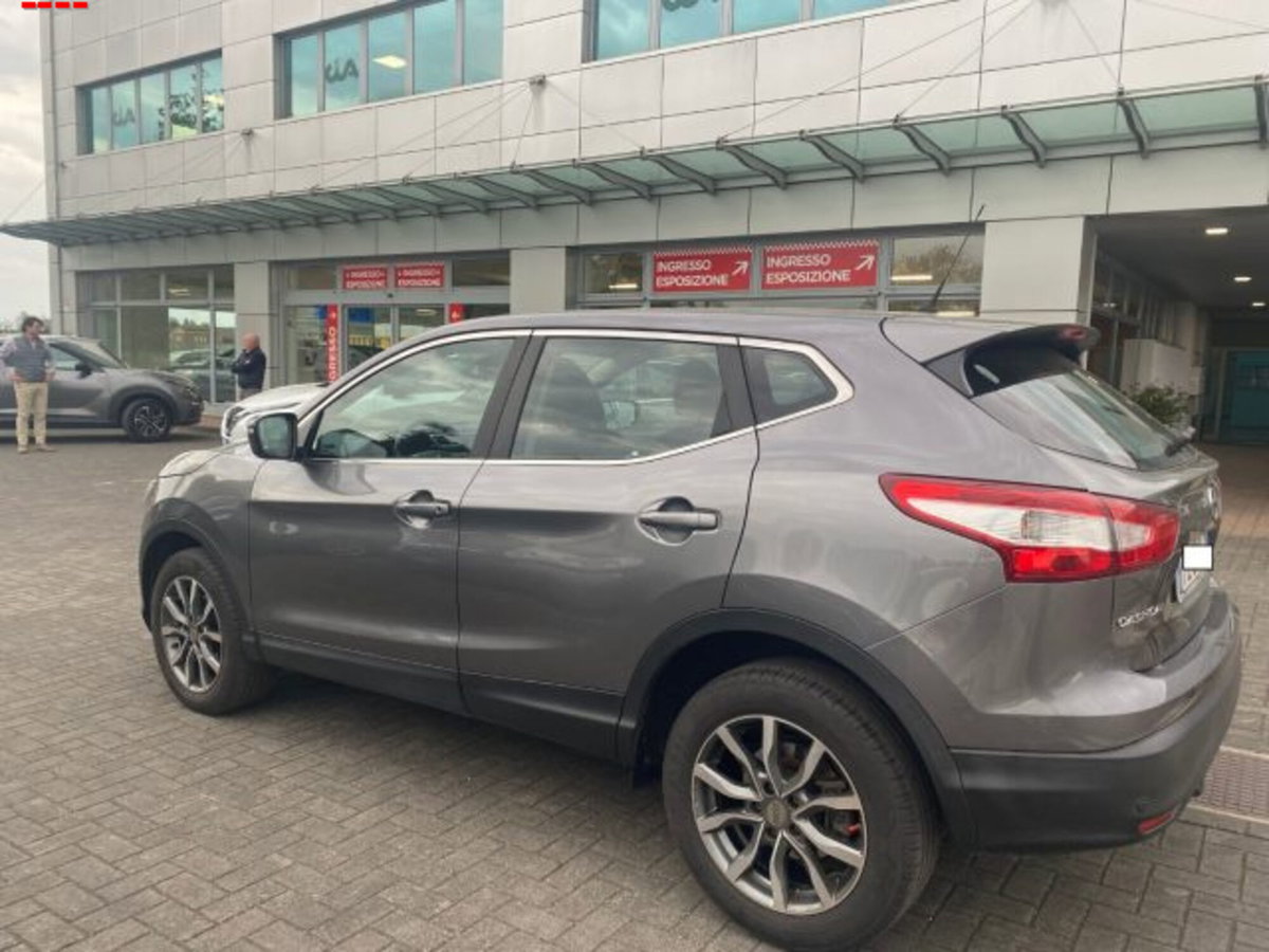 Nissan Qashqai 1.5 dCi Business (3)