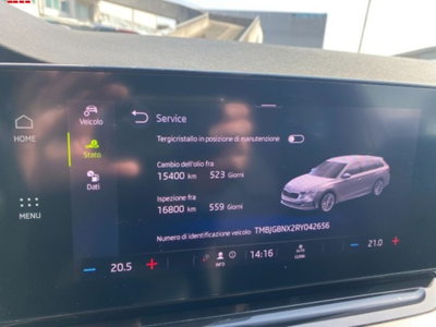 Skoda Octavia Station Wagon 2.0 TDI EVO SCR DSG Wagon Ambition (11)