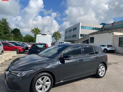 Volkswagen Golf Variant 1.0 eTSI EVO DSG Life usata