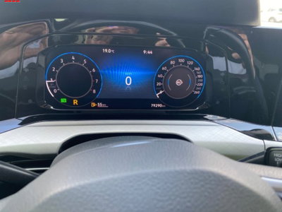 Volkswagen Golf Variant 1.0 eTSI EVO DSG Life (9)