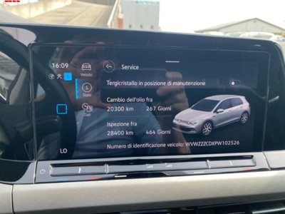 Volkswagen Golf 1.0 TSI EVO Life (10)