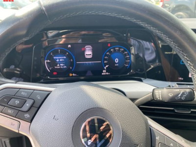 Volkswagen Golf 2.0 TDI SCR Life (9)