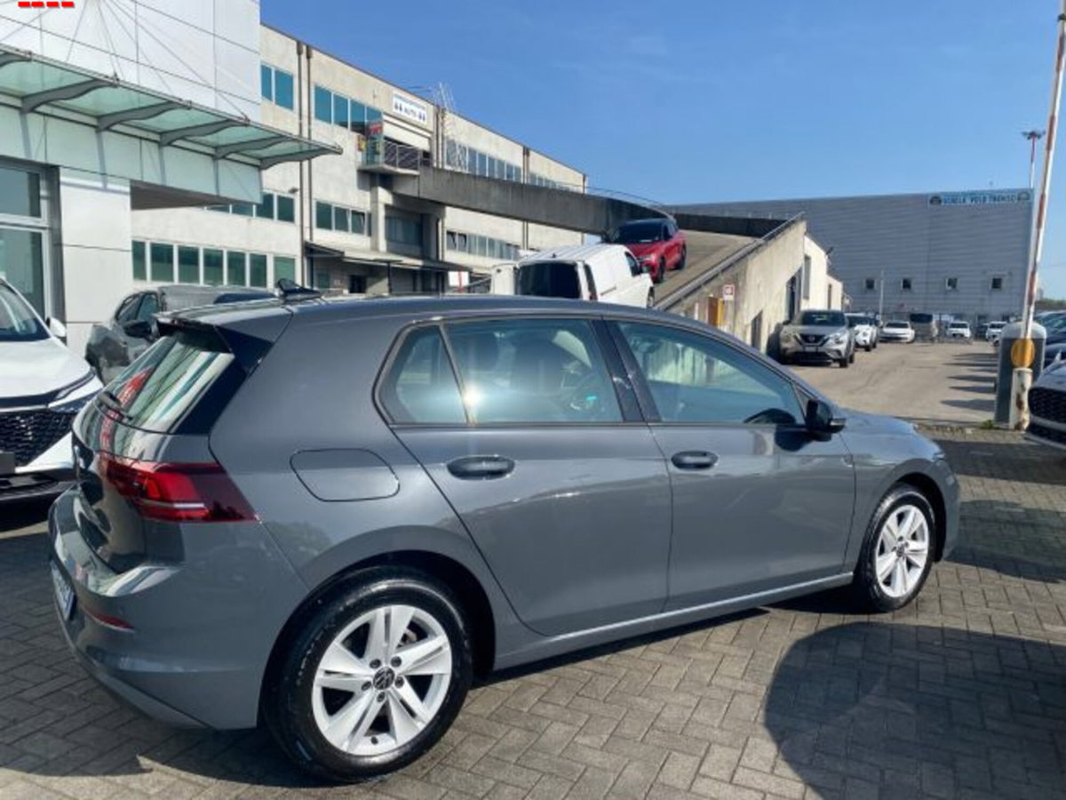 Volkswagen Golf 2.0 TDI SCR Life (2)