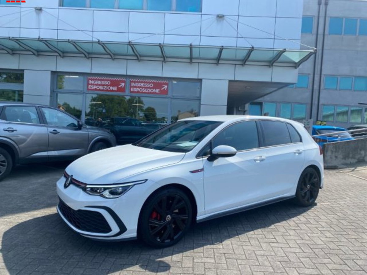 Volkswagen Golf 2.0 TSI GTI DSG