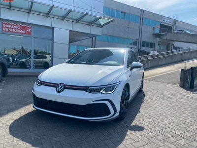 Volkswagen Golf 2.0 TSI GTI DSG (2)