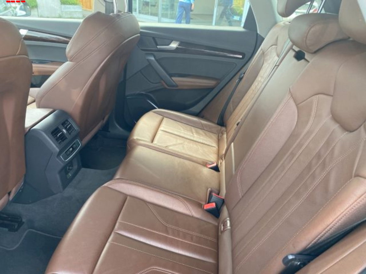 Audi Q5 40 TDI quattro S tronic Sport (9)